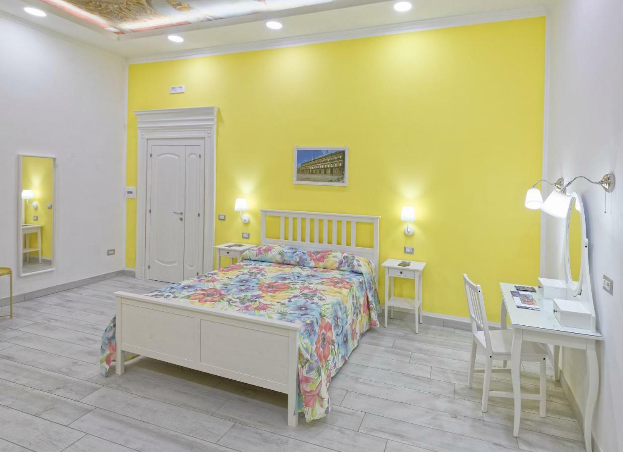 B&B Rest A Napoli エクステリア 写真